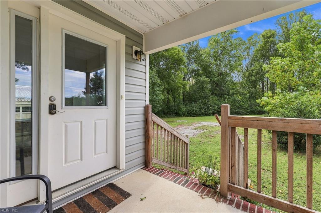 400 Pioneer Rd Property Photo 29