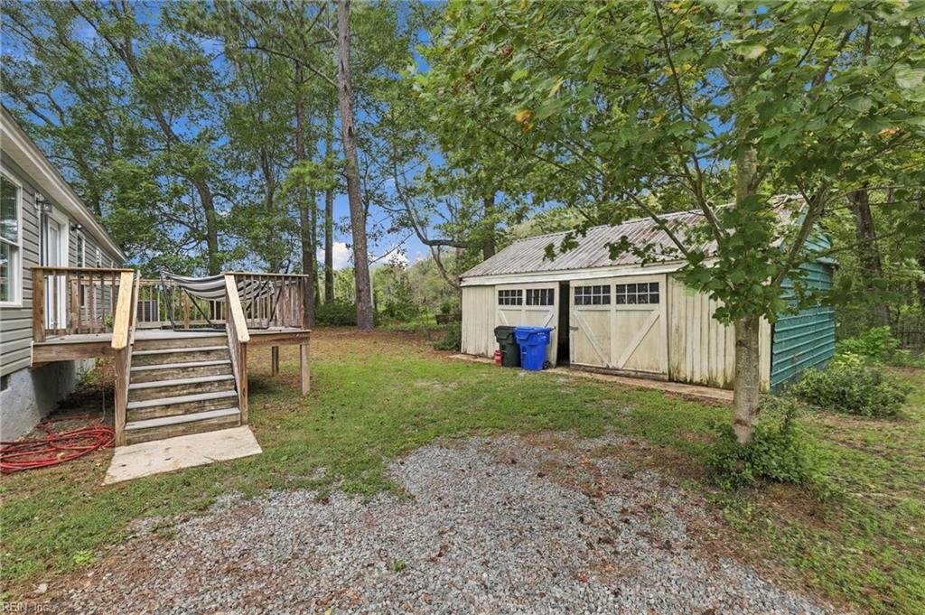 400 Pioneer Rd Property Photo 35