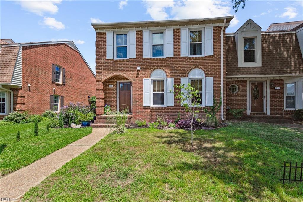 1028 Tottenham Ln Property Photo 1