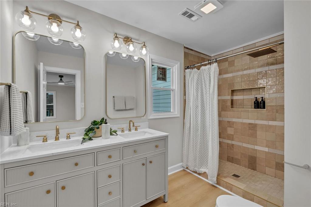 8 White House Dr Property Photo 23