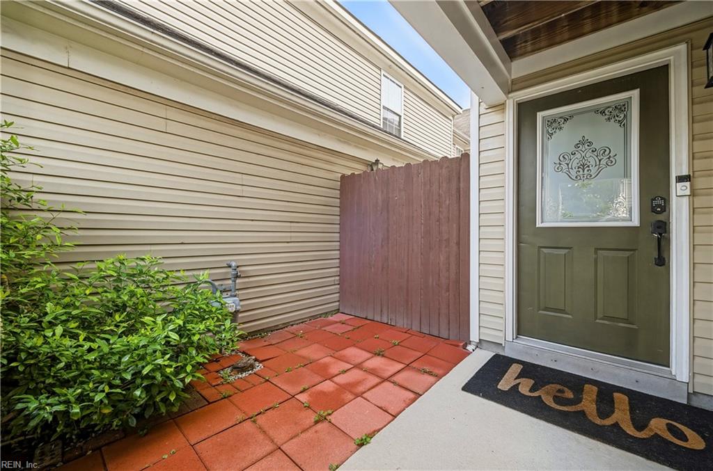 5484 Bulls Bay Dr Property Photo 7