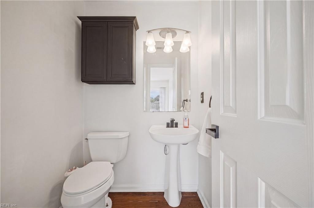 5484 Bulls Bay Dr Property Photo 30