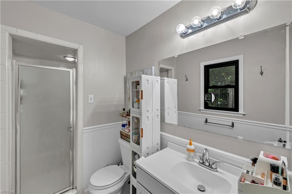 443 Putney Ln Property Photo 24