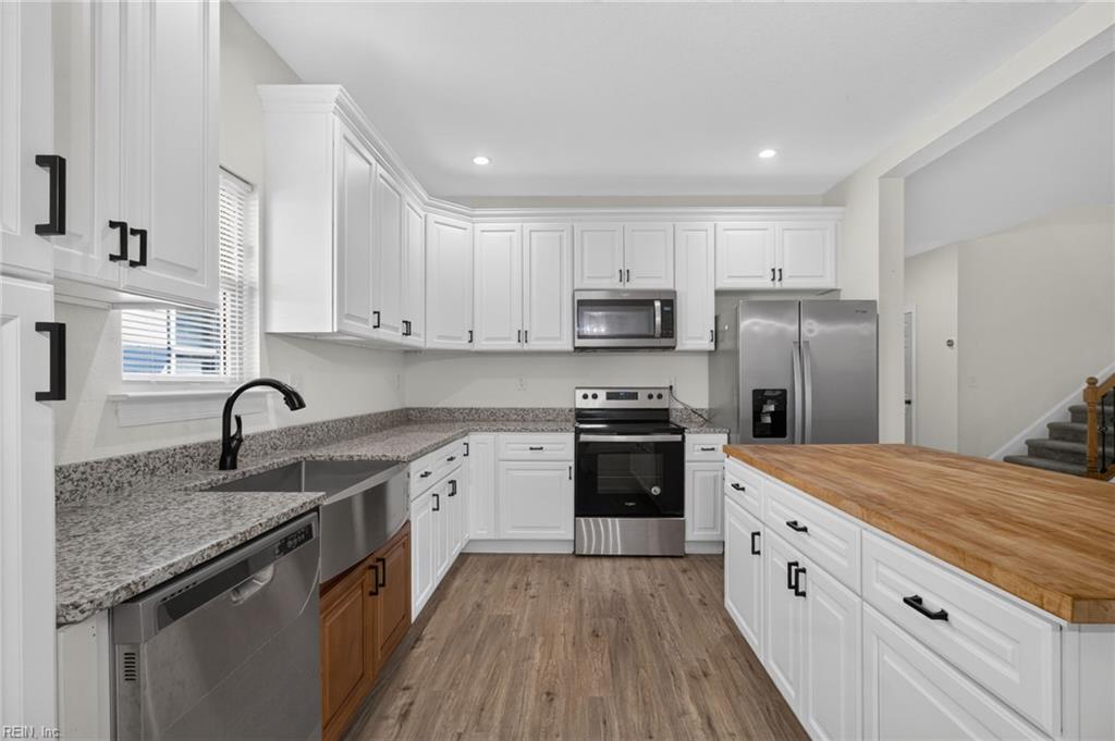 242 Webster Ave Ave Property Photo 17
