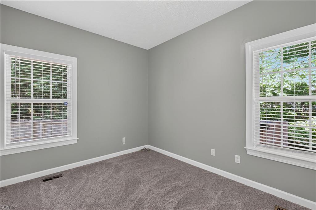 301 Forest View Ln Property Photo 19