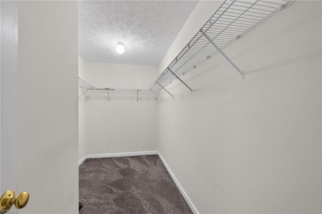 301 Forest View Ln Property Photo 28