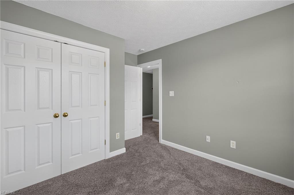 301 Forest View Ln Property Photo 33