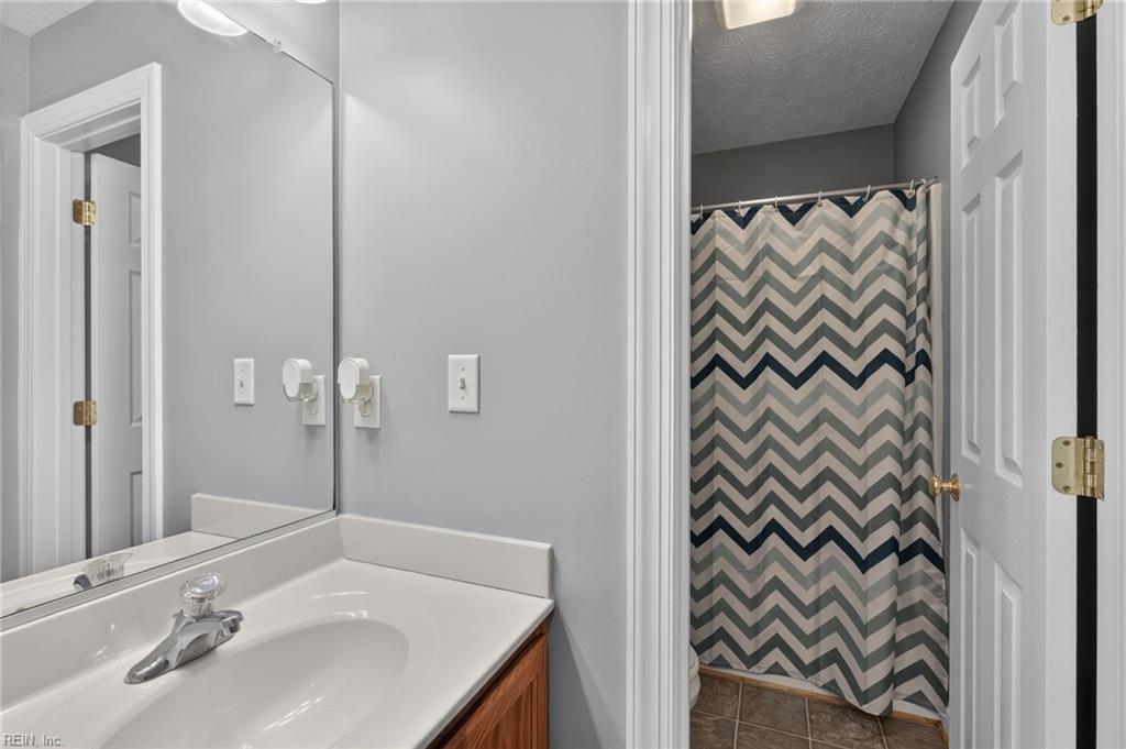 301 Forest View Ln Property Photo 39