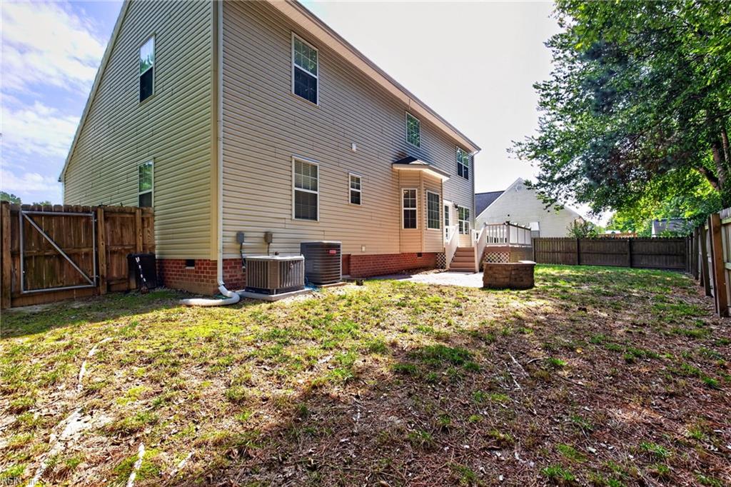 301 Forest View Ln Property Photo 44
