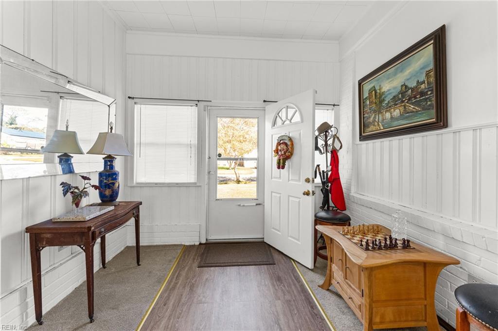 2437 Dominion Ave Property Photo 9