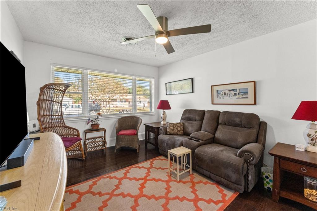 2437 Dominion Ave Property Photo 16