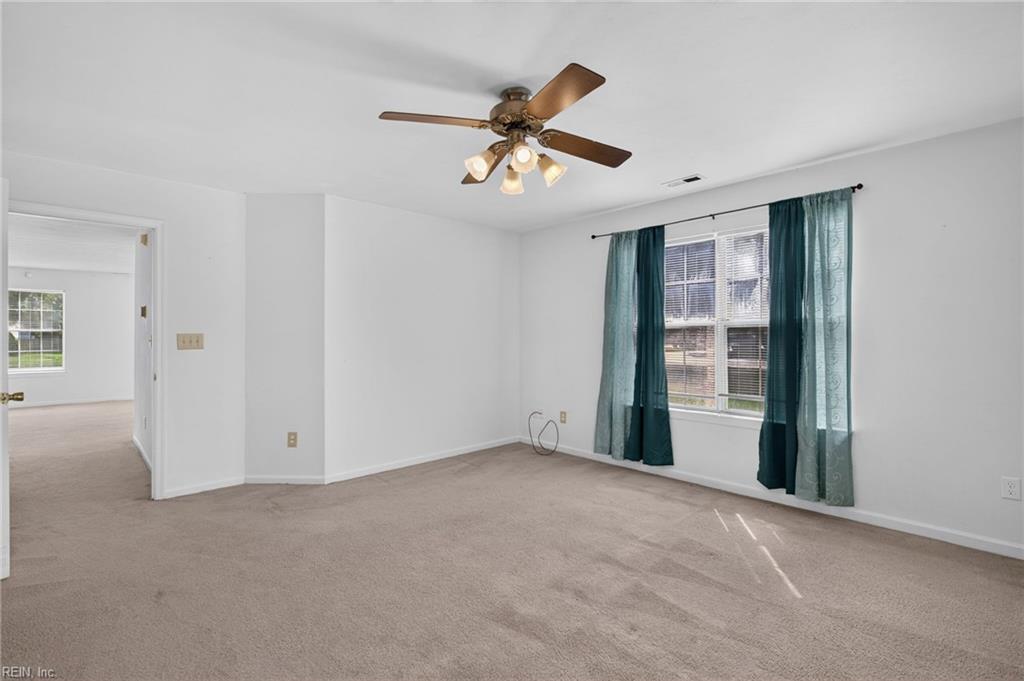 6201 Fieldcrest Ct Property Photo 12