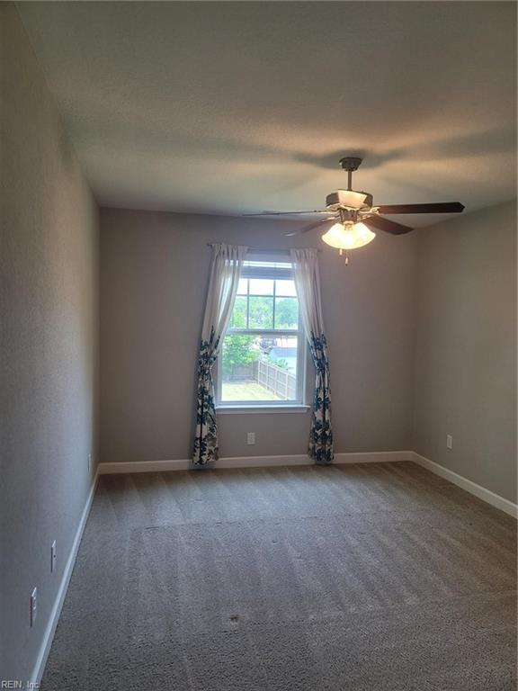 2552 Woolsey St Property Photo 19