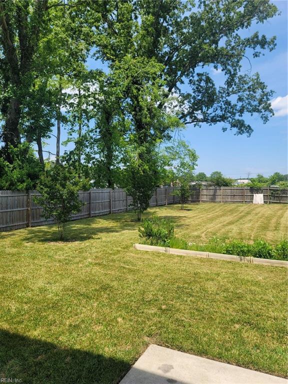2552 Woolsey St Property Photo 40