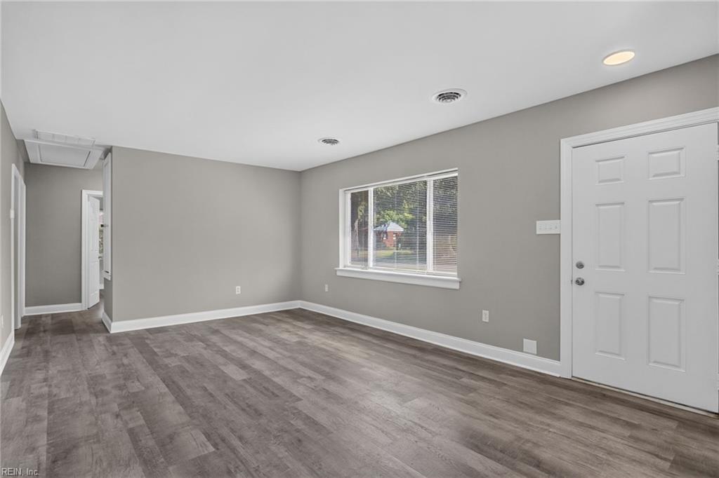 1118 Andros Rd Property Photo 2