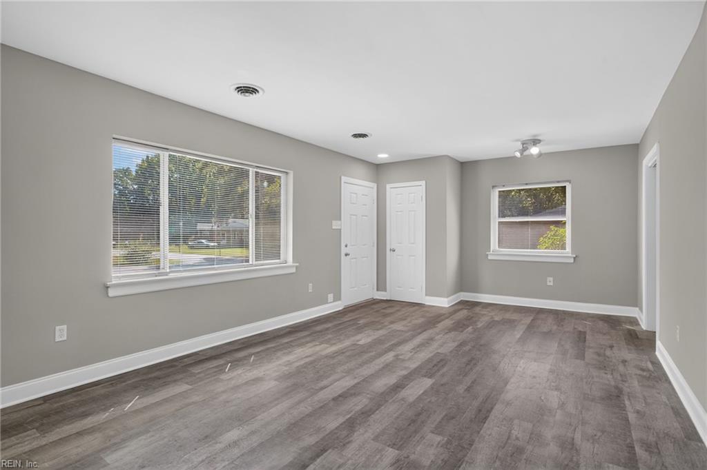 1118 Andros Rd Property Photo 6
