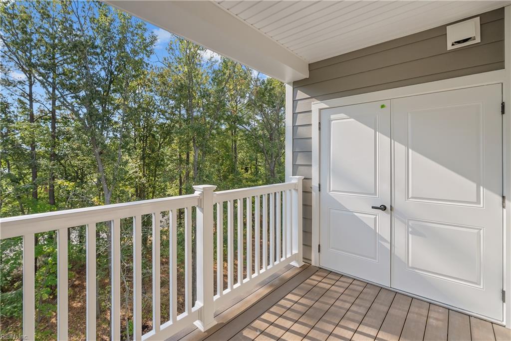 7102 Bridgeway Dr Property Photo 24