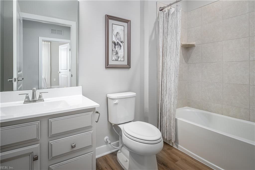 7102 Bridgeway Dr Property Photo 22