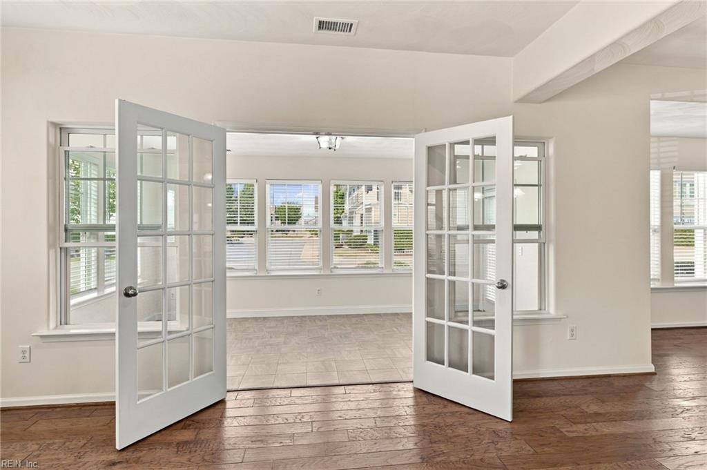3386 Village Square Pl Property Photo 7