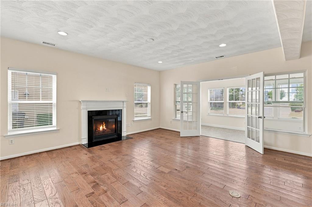 3386 Village Square Pl Property Photo 18