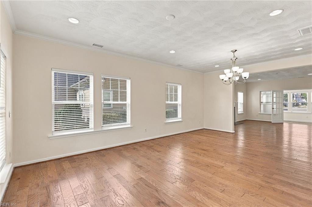 3386 Village Square Pl Property Photo 31