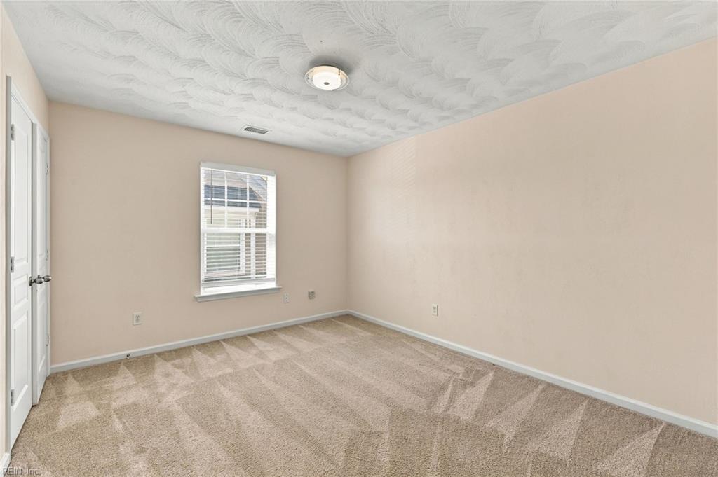 3386 Village Square Pl Property Photo 35