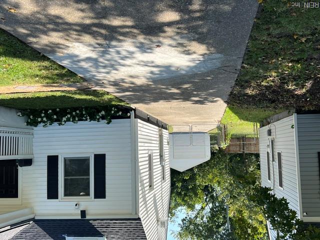 32 W. Southampton Ave Property Photo 5