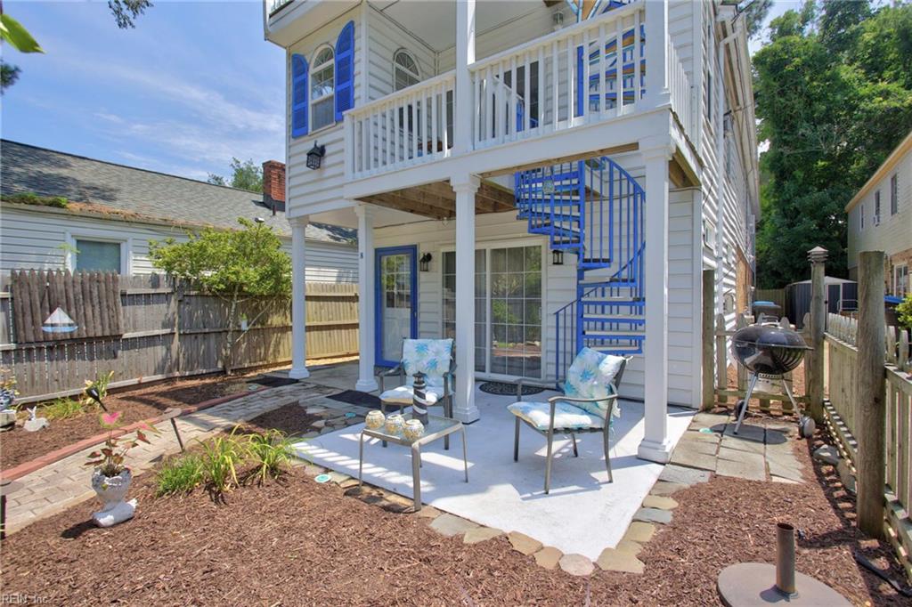 207 89th St Property Photo 2