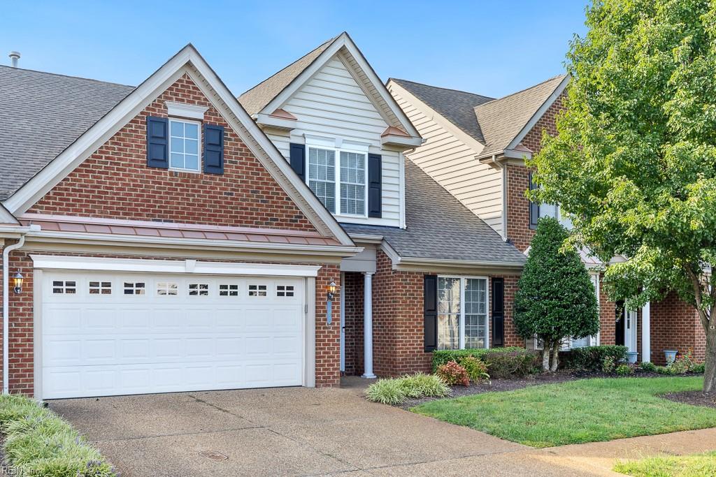 1407 Hawick Ter Property Photo 2