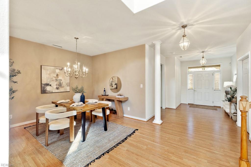 1407 Hawick Ter Property Photo 8
