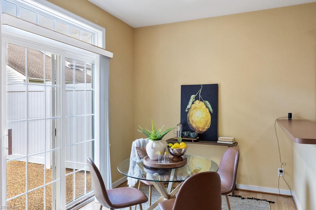 1407 Hawick Ter Property Photo 16