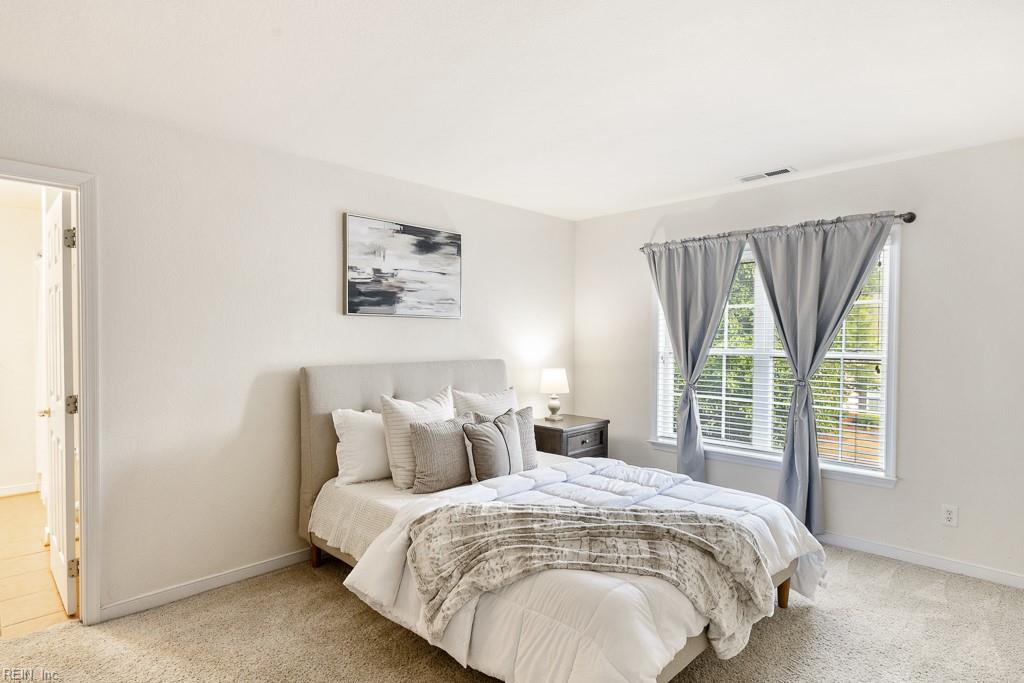 1407 Hawick Ter Property Photo 35