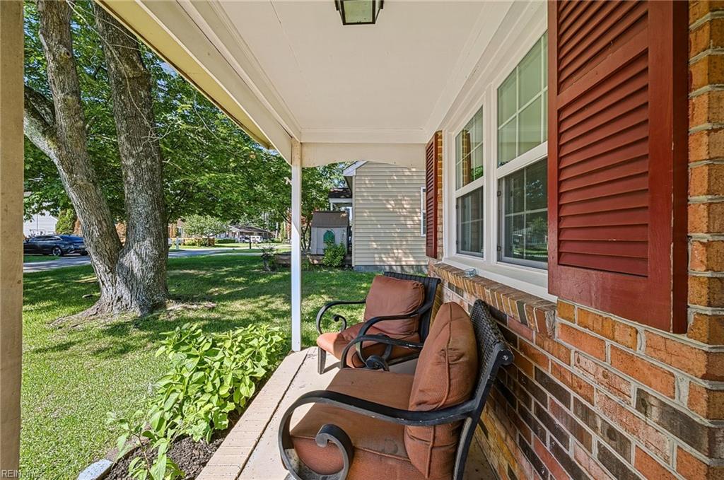 718 Osborn Ave Property Photo 4
