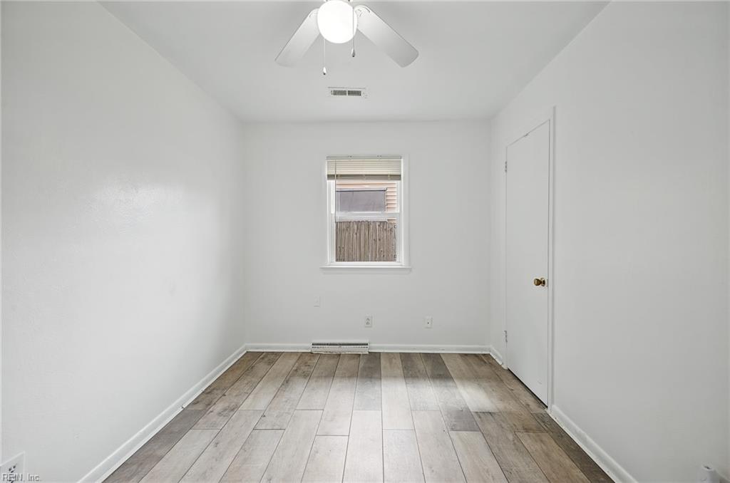 718 Osborn Ave Property Photo 29
