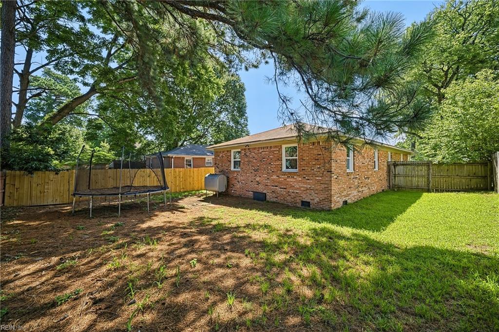 718 Osborn Ave Property Photo 37