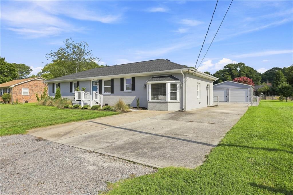 46 Holland Ln Property Photo 3