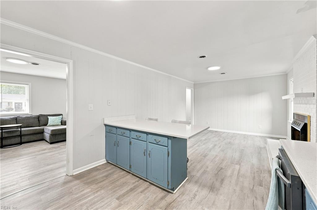 46 Holland Ln Property Photo 10