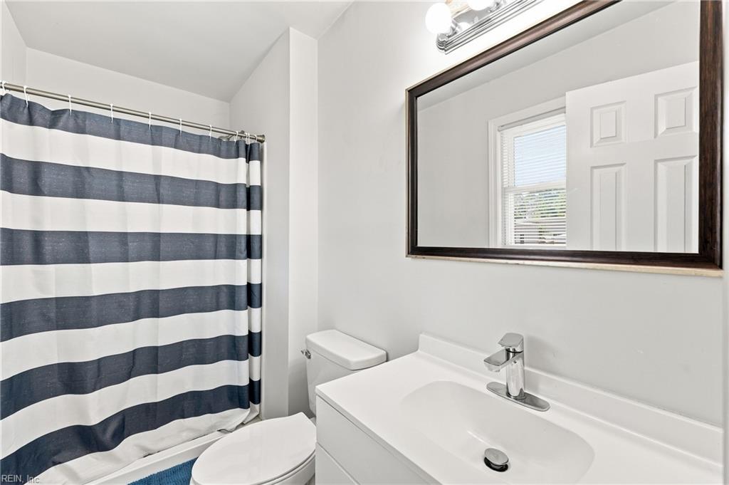 46 Holland Ln Property Photo 17