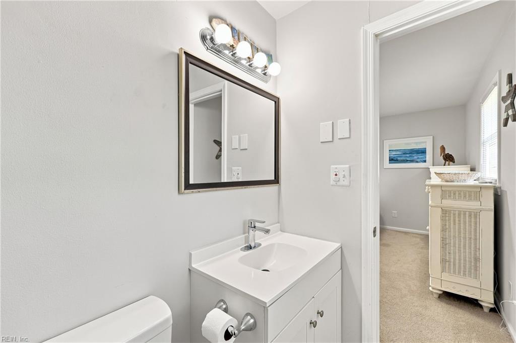 46 Holland Ln Property Photo 18