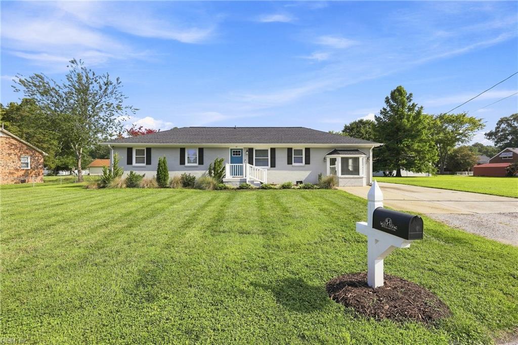 46 Holland Ln Property Photo 35