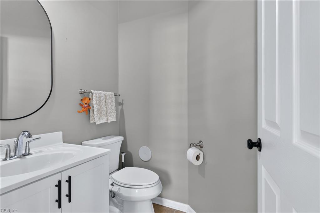 1817 Riddlesworth Dr Property Photo 15