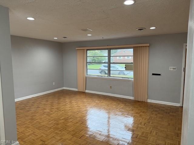 17 Balmoral Dr Property Photo 2