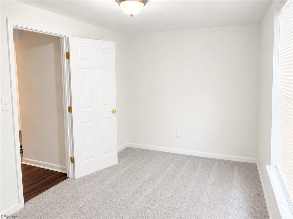 727 Broad St Property Photo 11