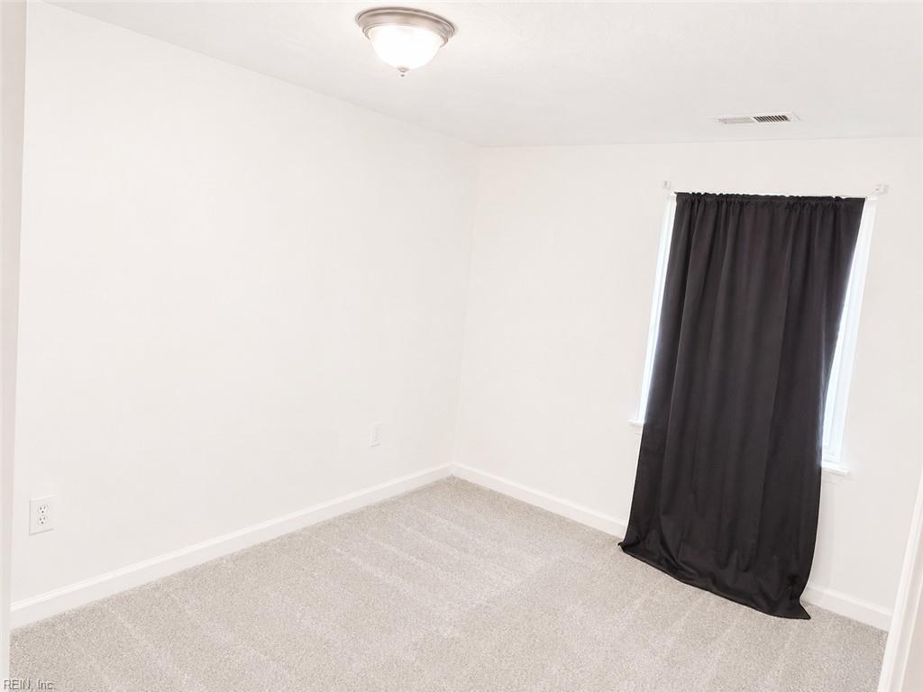 727 Broad St Property Photo 20