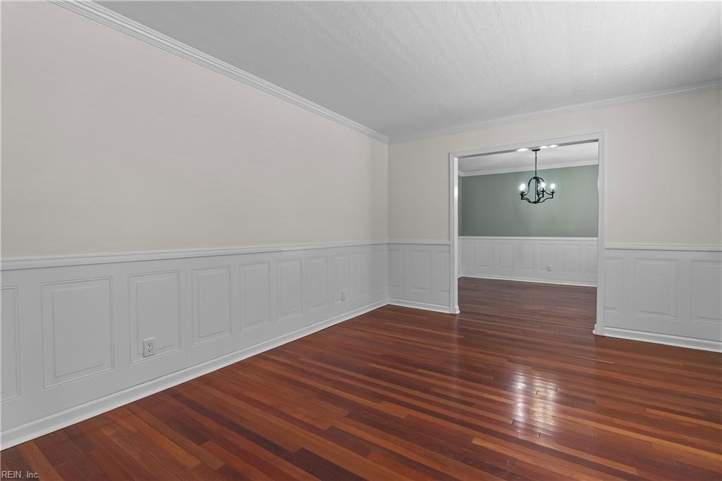 5887 Clear Springs Rd Property Photo 4