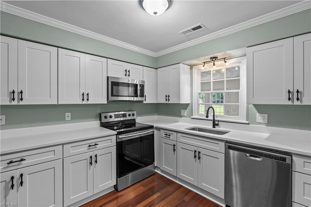 5887 Clear Springs Rd Property Photo 12