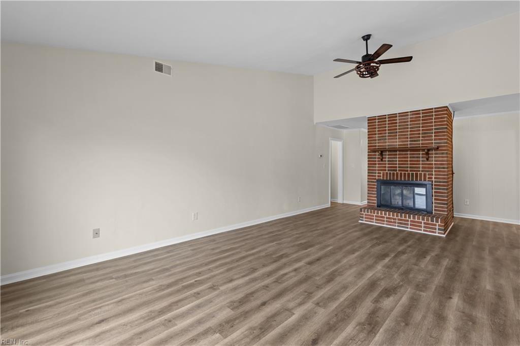 1416 Planting Ct Property Photo 9