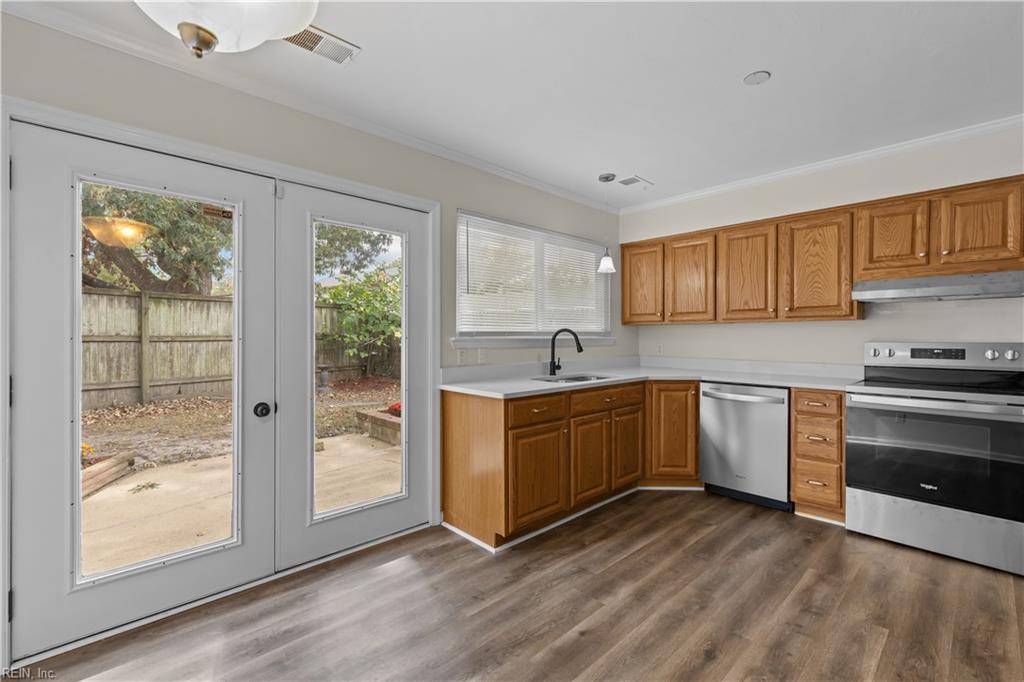 1416 Planting Ct Property Photo 12