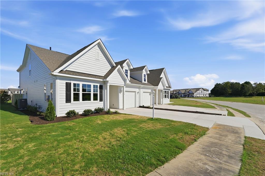 551 Watercrest Cir Property Photo 1
