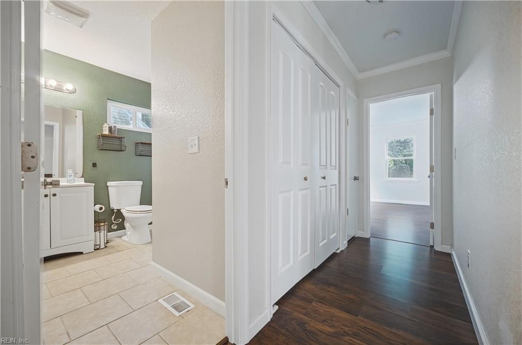 4852 Robin Hood Rd Property Photo 18